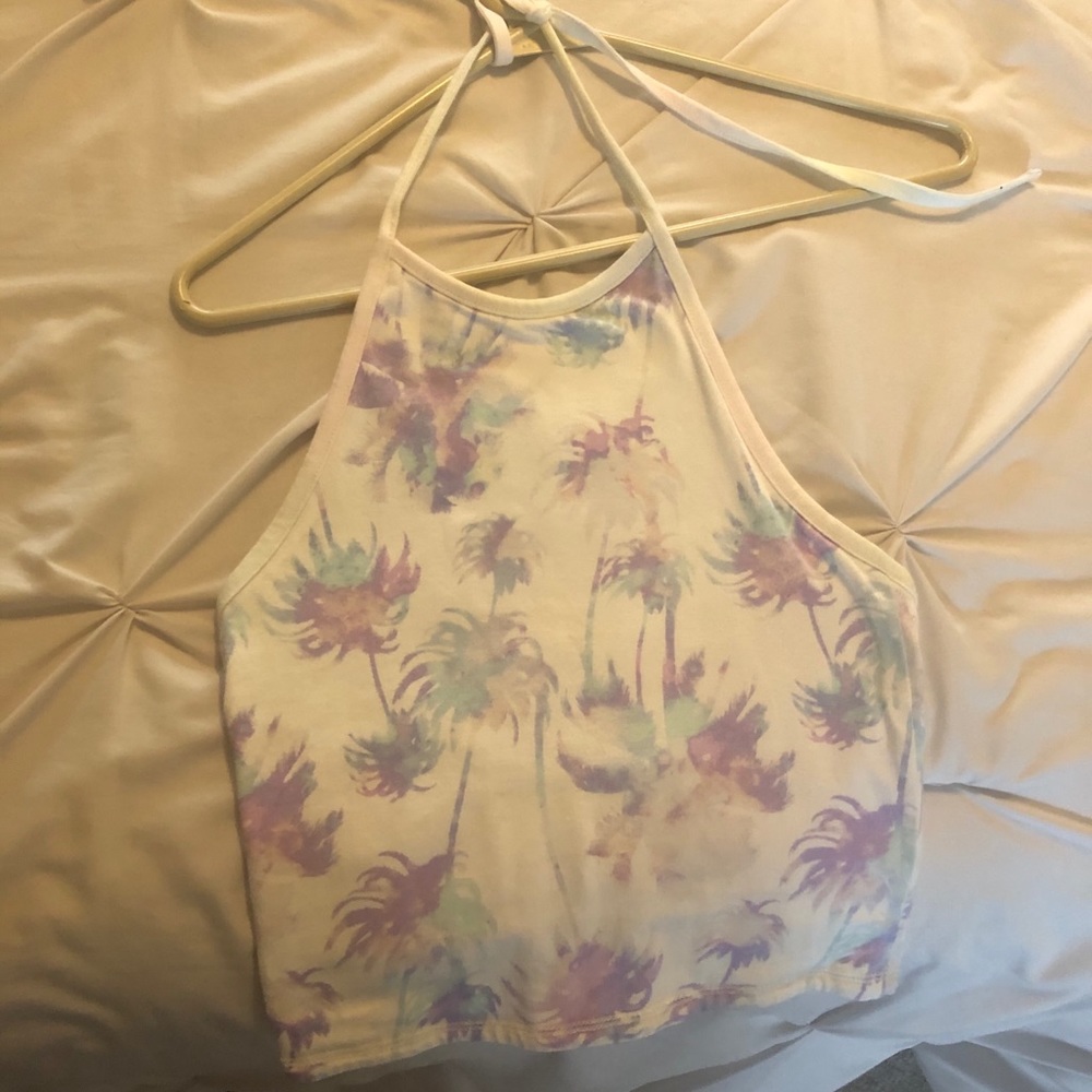Crop halter reversible tank